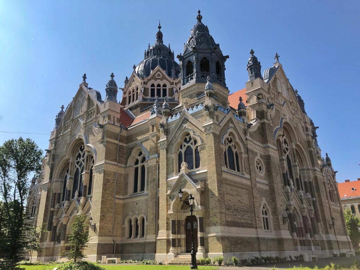 Synagoge View Loft Bestern Szeged Exterior foto